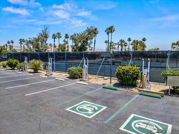 $299,000 | 67527 North Portales Drive, Cathedral City, CA 92234