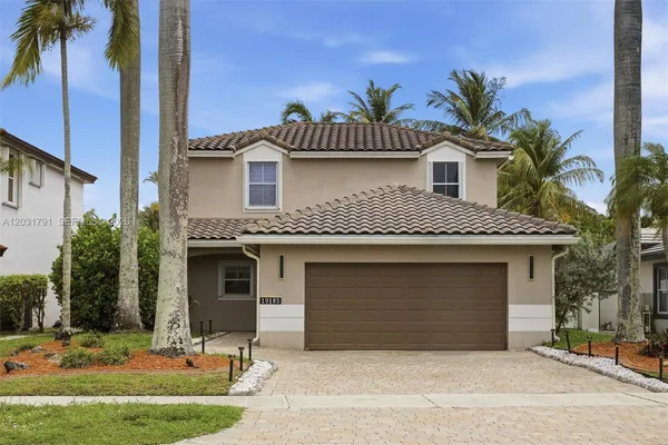 $6,490 | 19185 Northwest 22nd Street, Unit 19185, Pembroke Pines, FL 33029