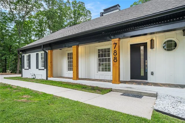 $3,800 | 788 Sherwood Rd N West, Gainesville, GA 30501