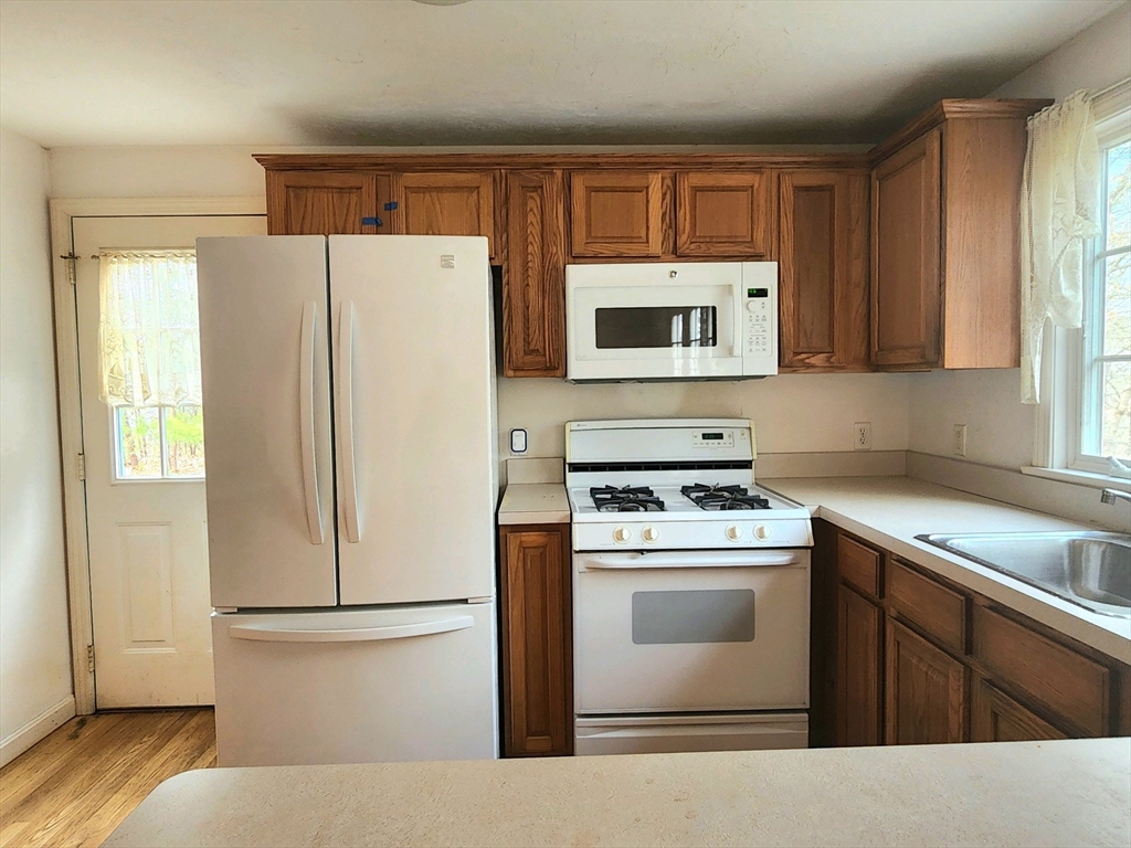 170 Pell's Fishing Road Brewster, MA 02631 - Photo 7 of 18 Gallery Image 7