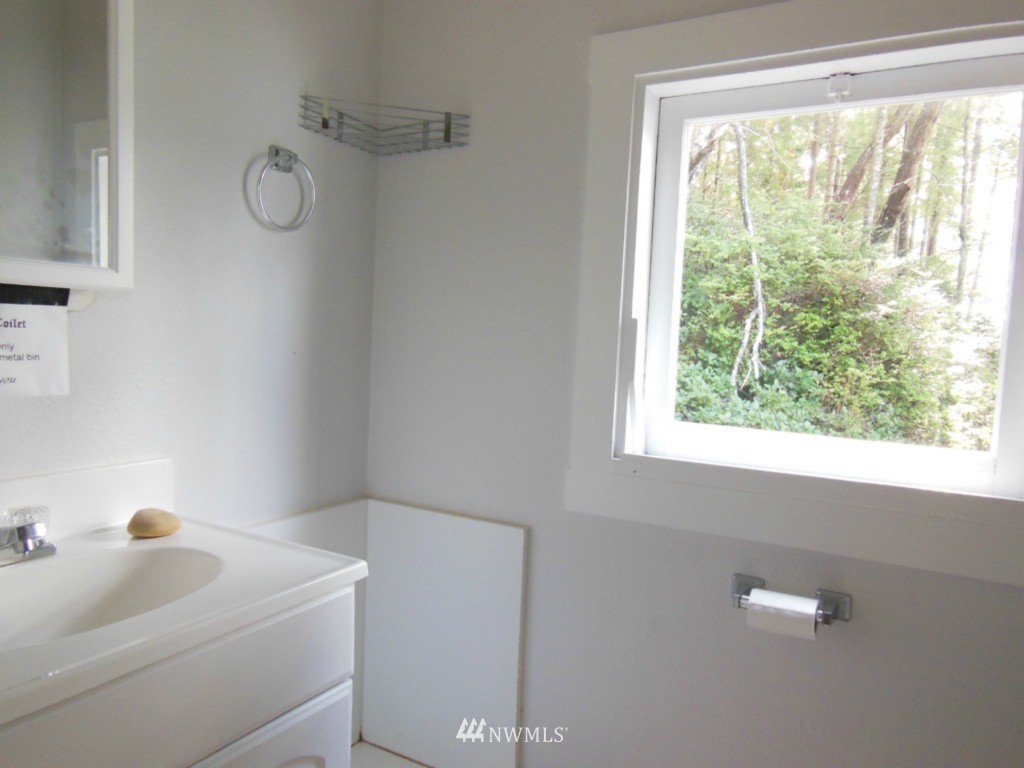 5224 Mahncke Road Southwest Longbranch, WA 98351 - Photo 15 of 22 Gallery Image 15