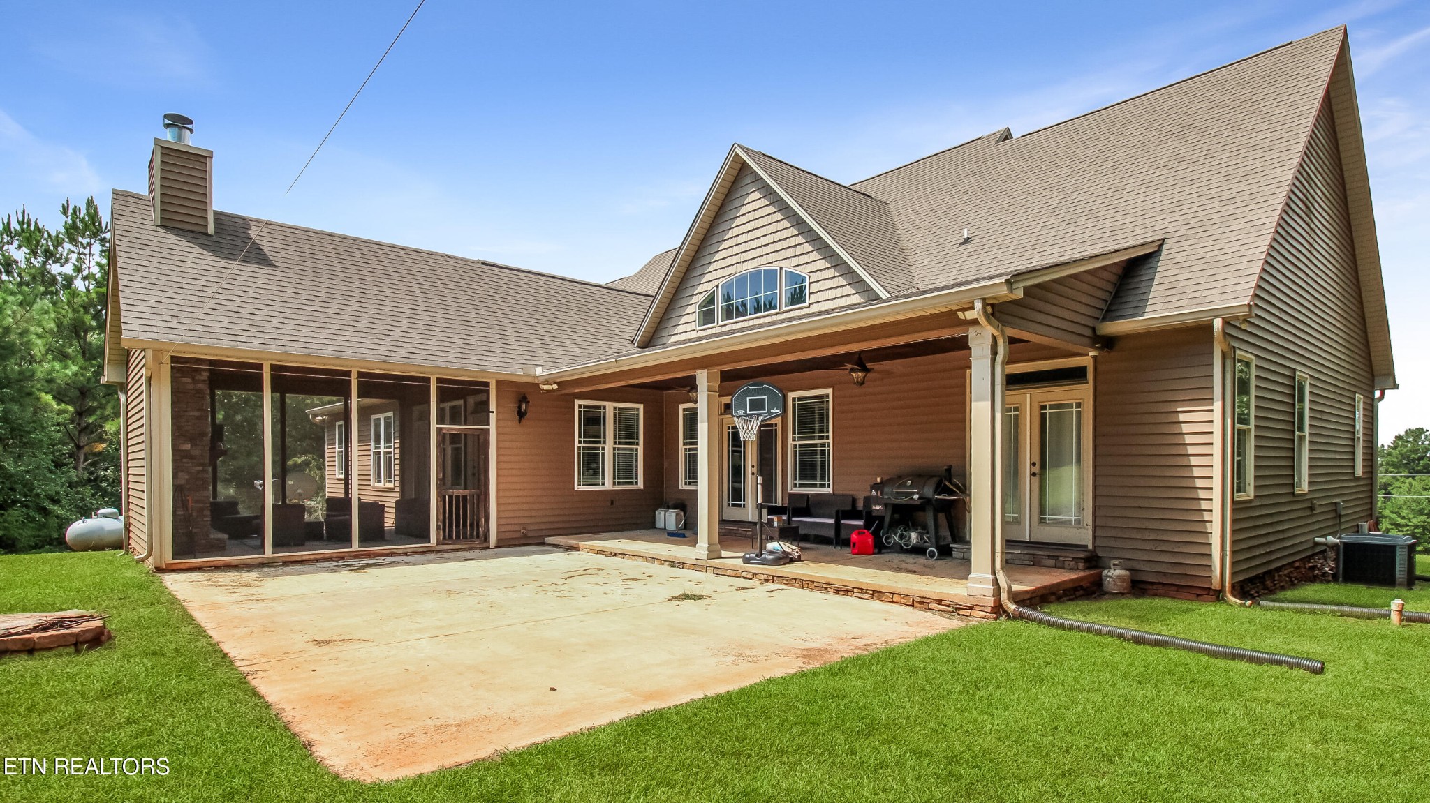 332 Harris Road Old Fort, TN 37362 - Photo 5 of 26 Gallery Image 5