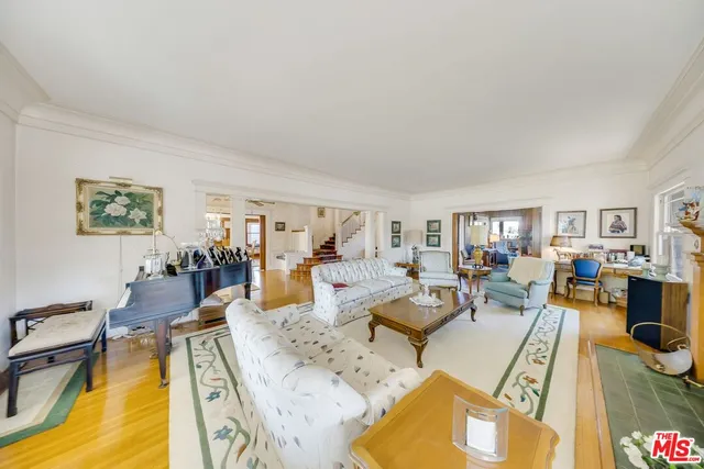 $2,985,000 | 220 Orange Grove Avenue, South Pasadena, CA 91030