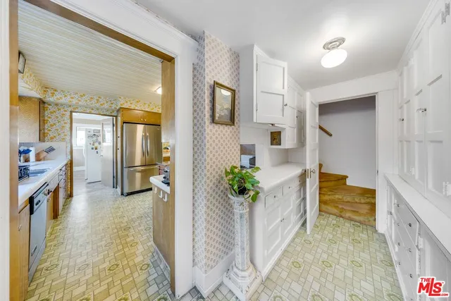 $2,985,000 | 220 Orange Grove Avenue, South Pasadena, CA 91030