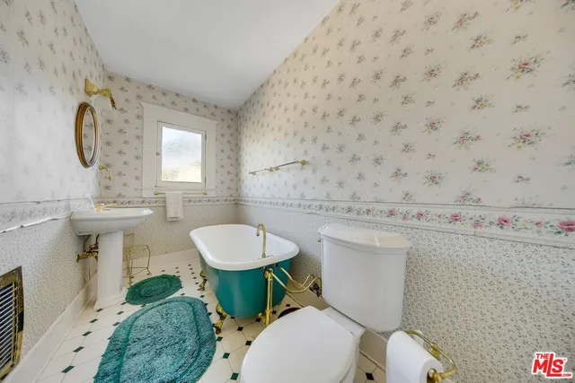 $2,985,000 | 220 Orange Grove Avenue, South Pasadena, CA 91030