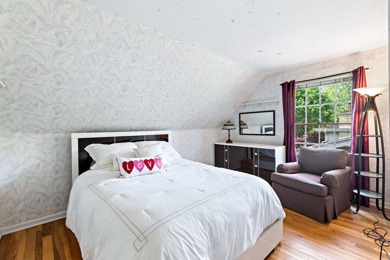 N543 Herrick Drive Wheaton, IL 60187 - Photo 17 of 29 a bedroom with a bed and a couch