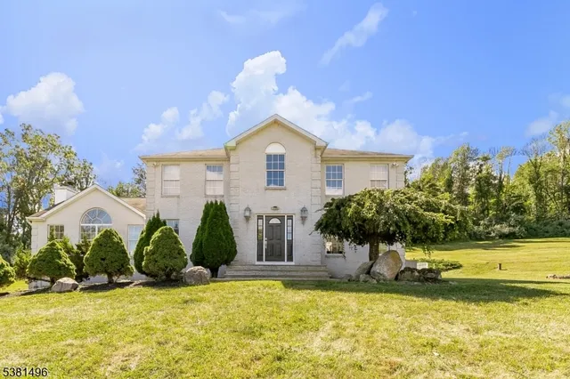 $735,000 | 6 Rose Lane, Hackettstown, NJ 07840