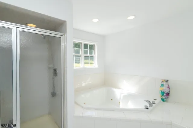 $735,000 | 6 Rose Lane, Hackettstown, NJ 07840