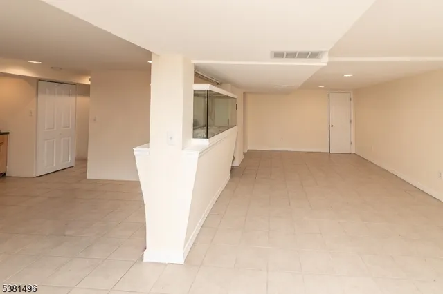 $735,000 | 6 Rose Lane, Hackettstown, NJ 07840