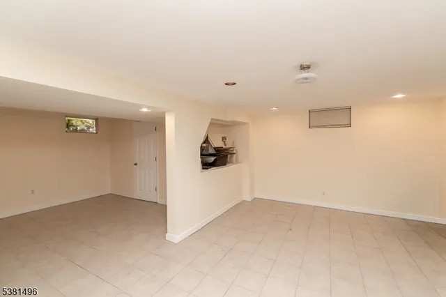 $735,000 | 6 Rose Lane, Hackettstown, NJ 07840