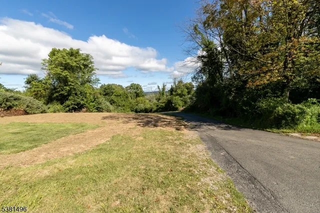 $735,000 | 6 Rose Lane, Hackettstown, NJ 07840