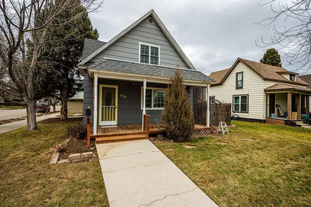$339,900 | 379 West Brundage Street, Sheridan, WY 82801