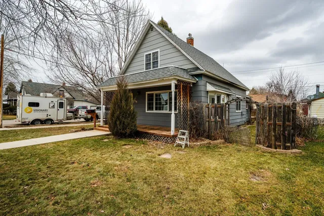 $339,900 | 379 West Brundage Street, Sheridan, WY 82801