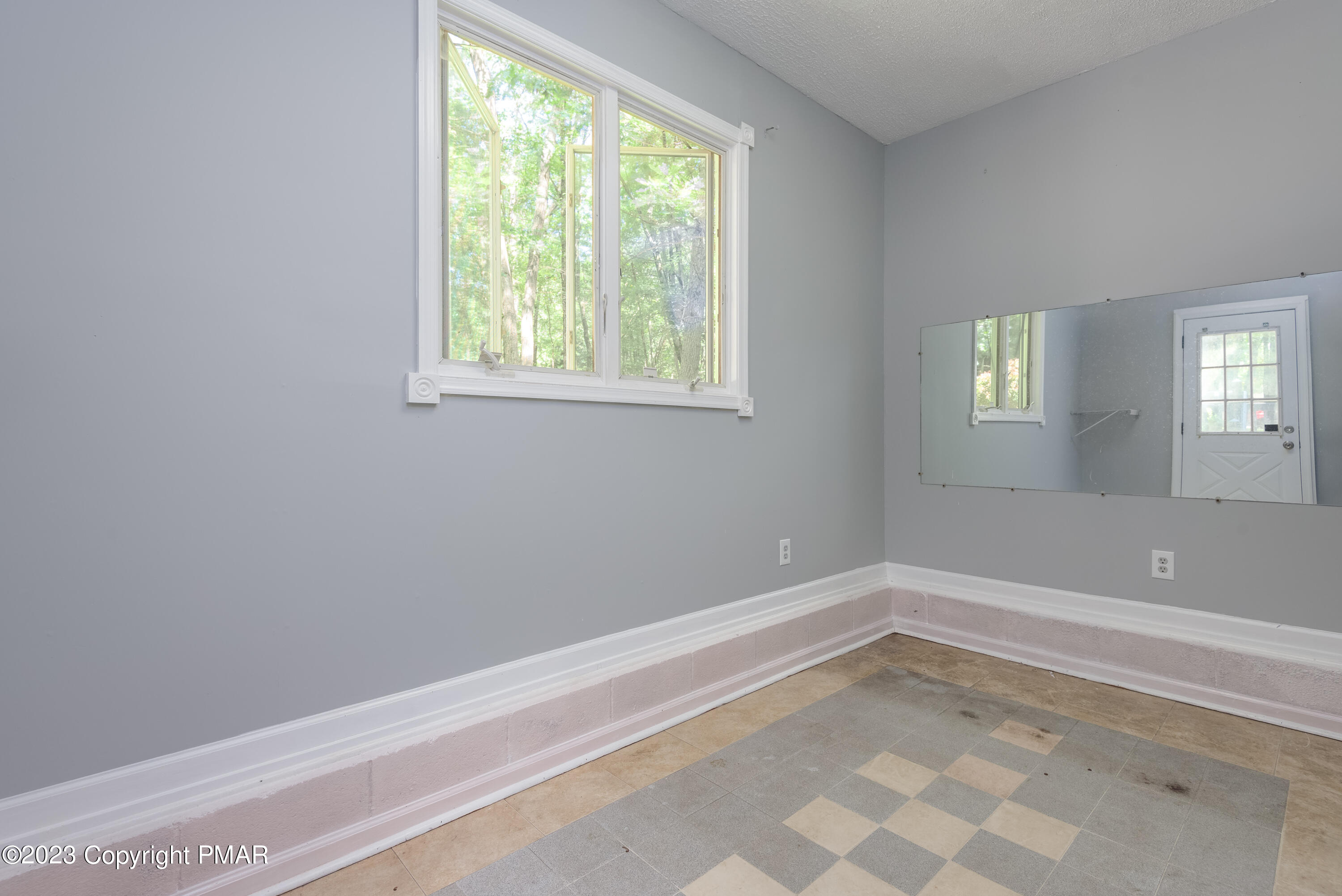 89 Sassafras Road Albrightsville, PA 18210 - Photo 15 of 29 89 sassafras-4