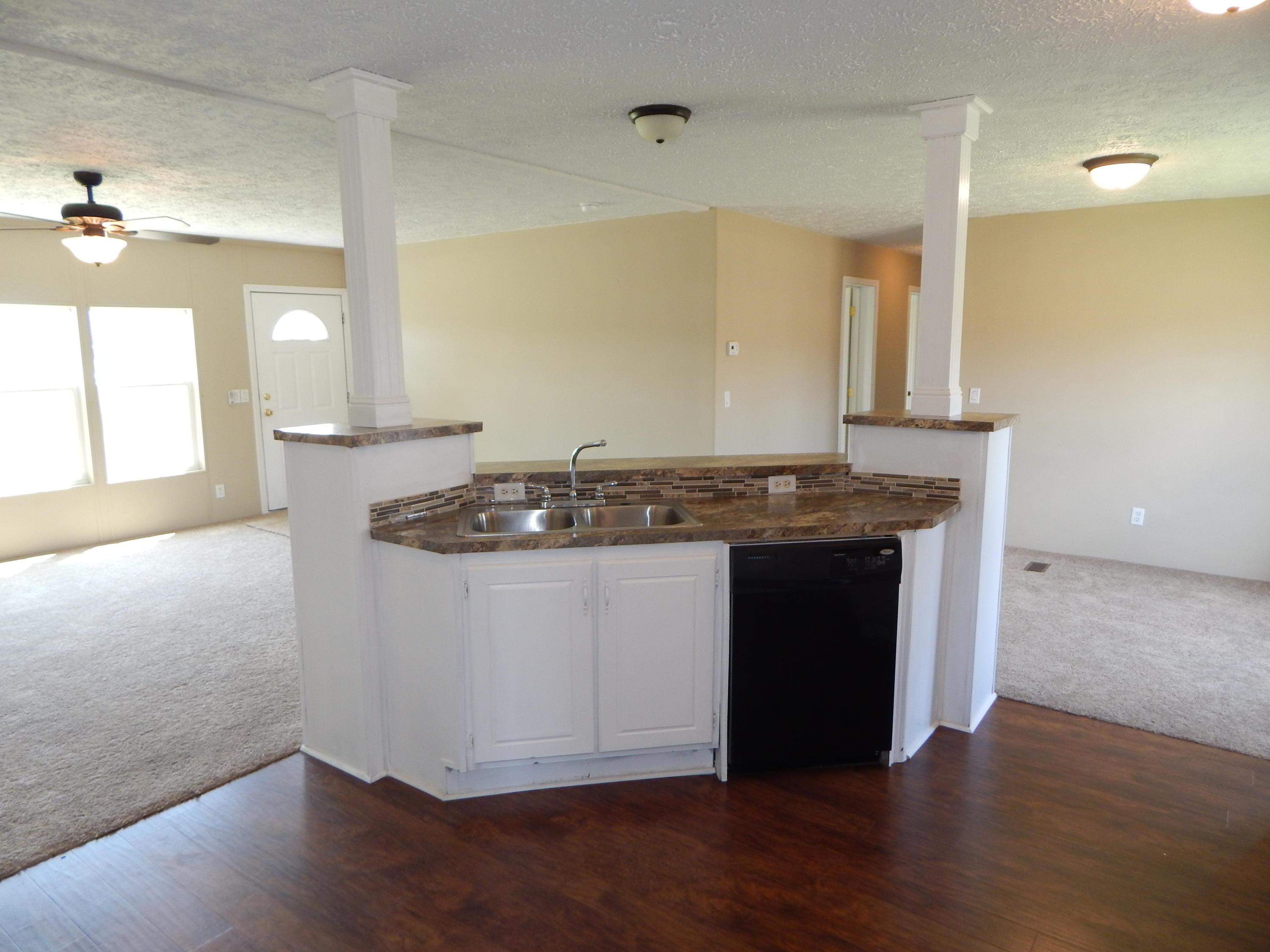 304 Eastland Road Sparta, TN 38583 - Photo 8 of 17 DSCN3624