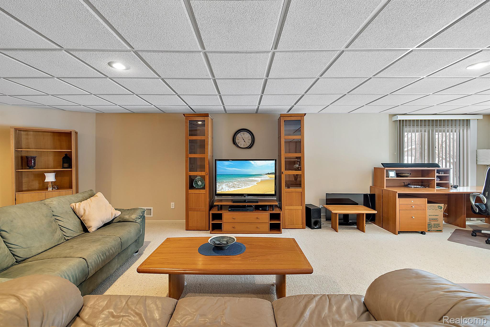 3388 Henley Court, Unit 75 Rochester, MI 48309 - Photo 32 of 45 Gallery Image 32