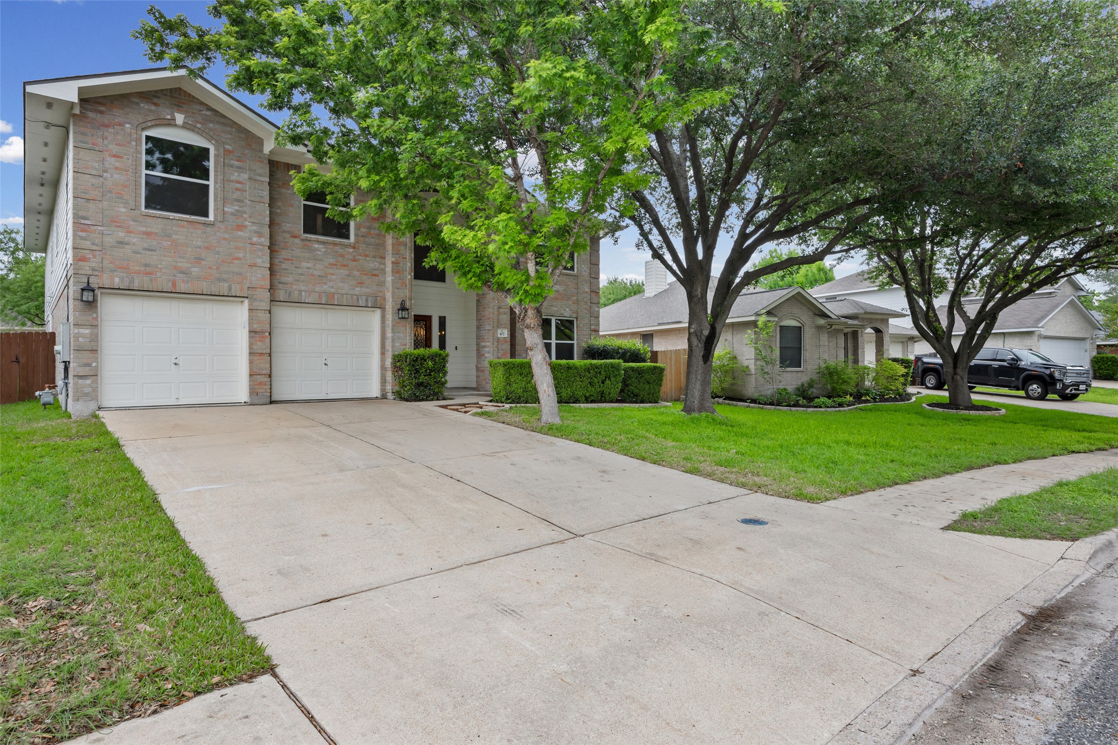 107 Pheasant Ridge Drive Round Rock, TX 78665 - Photo 2 of 40