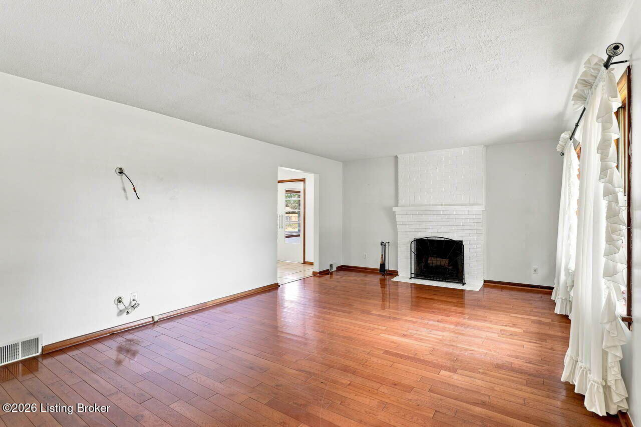 2337 Coral Ridge Road Brooks, KY 40109 - Photo 7 of 42 2337 Coral Ridge Rd - 11