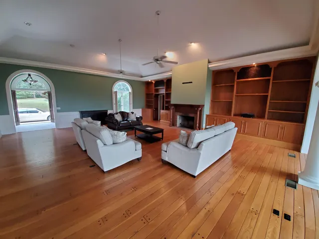 $1,100,000 | 10300 McCracken Road, Tallahassee, FL 32309