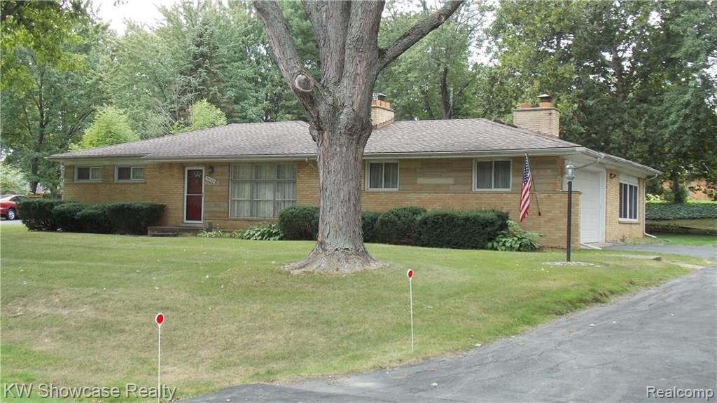 28109 Hawberry Road Farmington Hills, MI 48331 - Photo 1 of 26