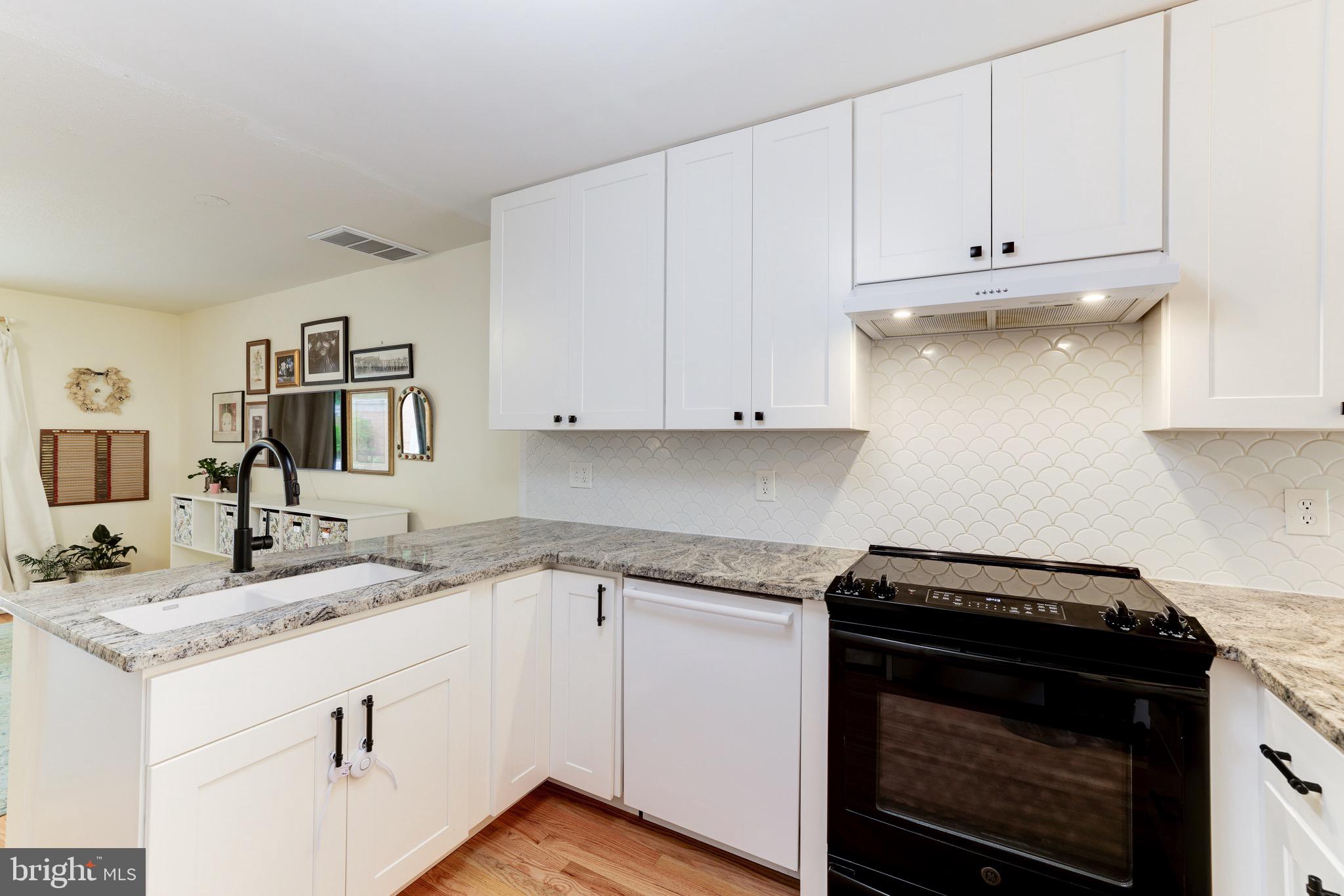 1354 Northgate Square Reston, VA 20190 - Photo 14 of 37 Gallery Image 14