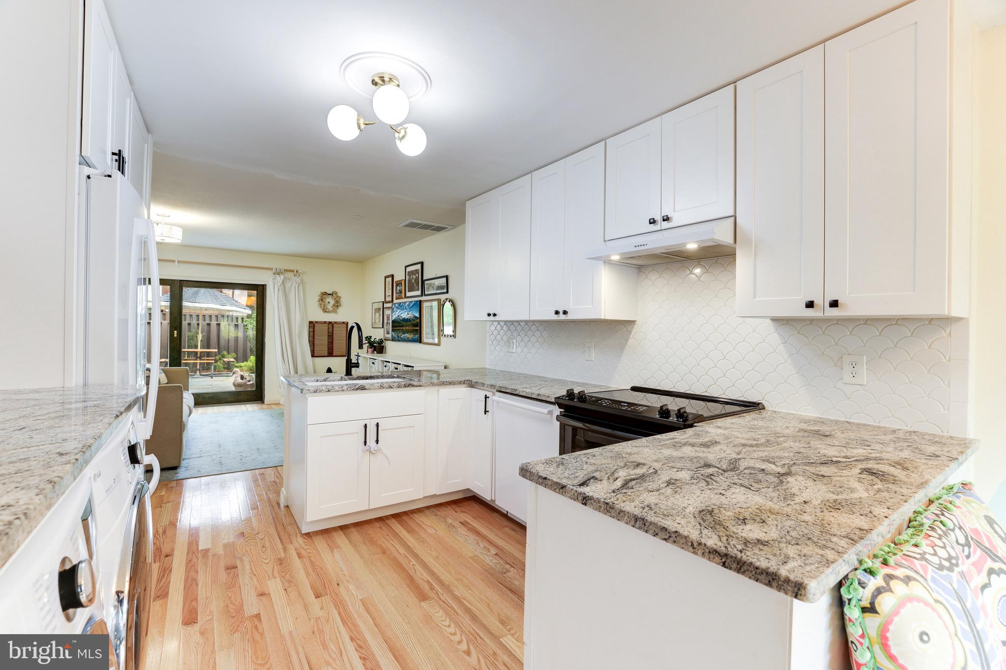 1354 Northgate Square Reston, VA 20190 - Photo 8 of 37 Gallery Image 8