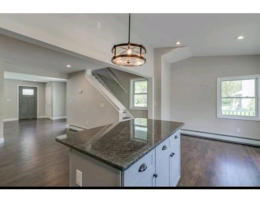 972 Morgan Road West Springfield, MA 01089 - Photo 10 of 26