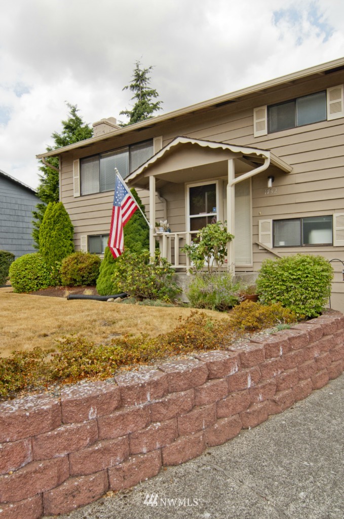 1732 Edmonds Way Southeast Renton, WA 98058 - Photo 13 of 13 Gallery Image 13