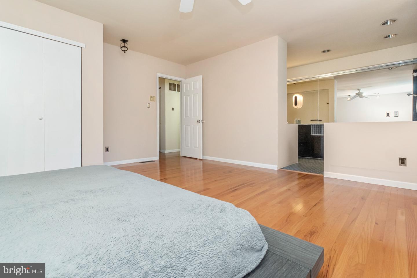 8036 Jenkintown Road Cheltenham, PA 19012 - Photo 19 of 28