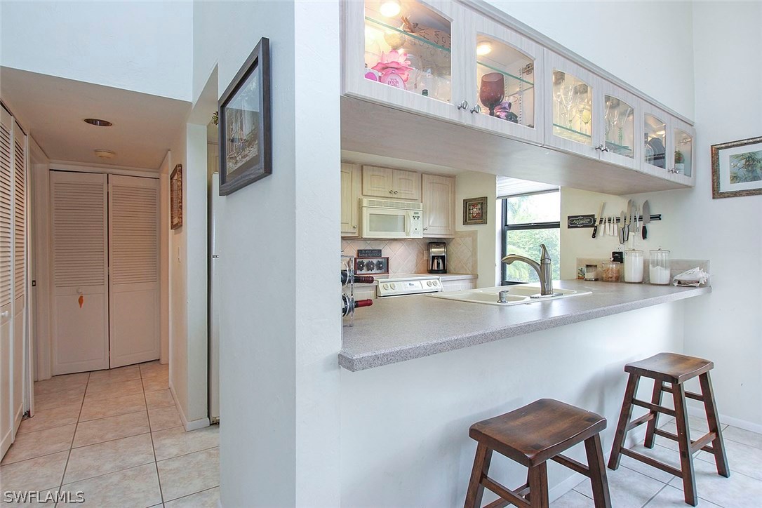 1635 Sand Castle Road Sanibel, FL 33957 - Photo 7 of 21 Gallery Image 7