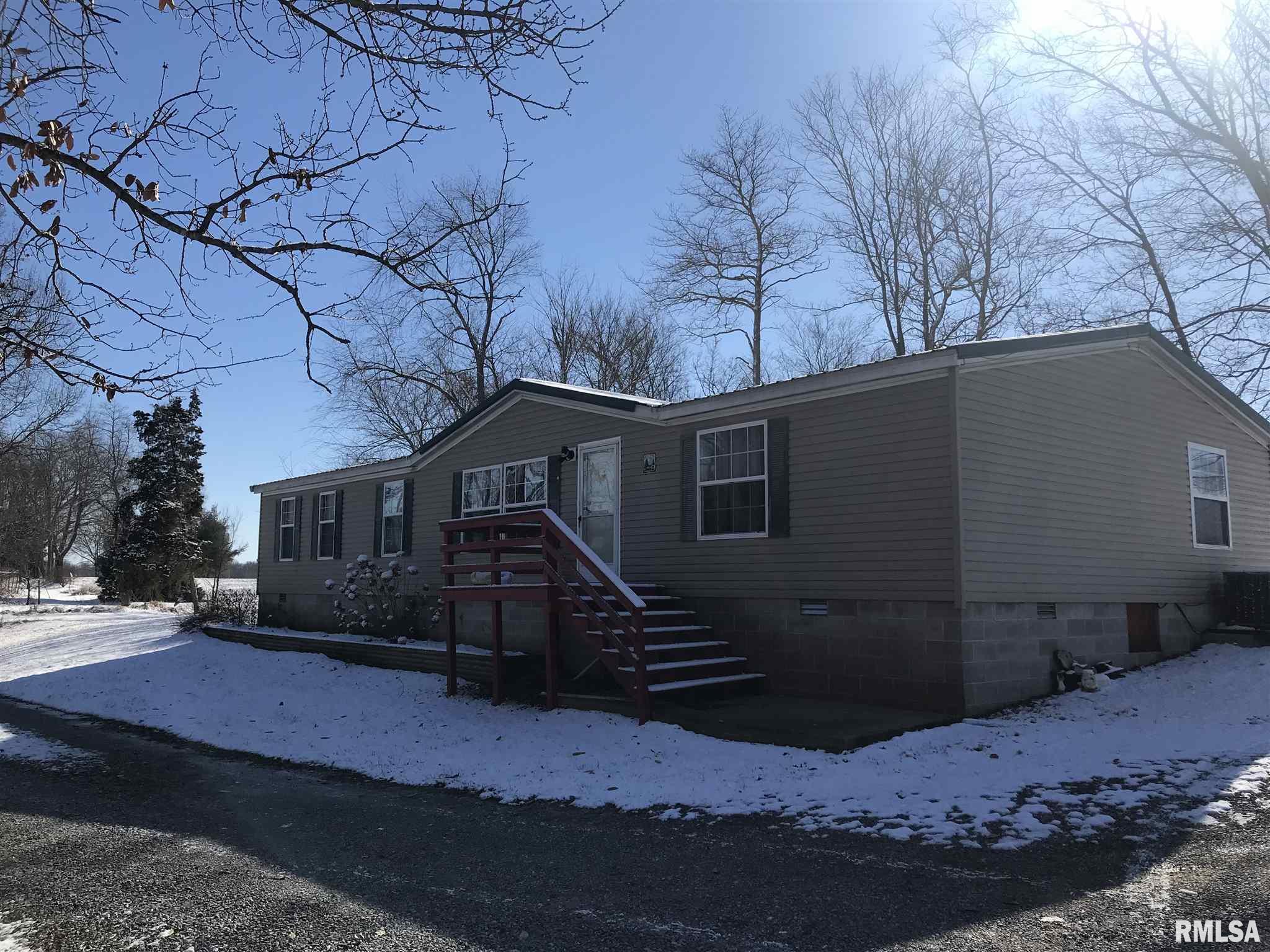 1269 Davis Road Thompsonville, IL 62890 - Photo 4 of 26 Gallery Image 4