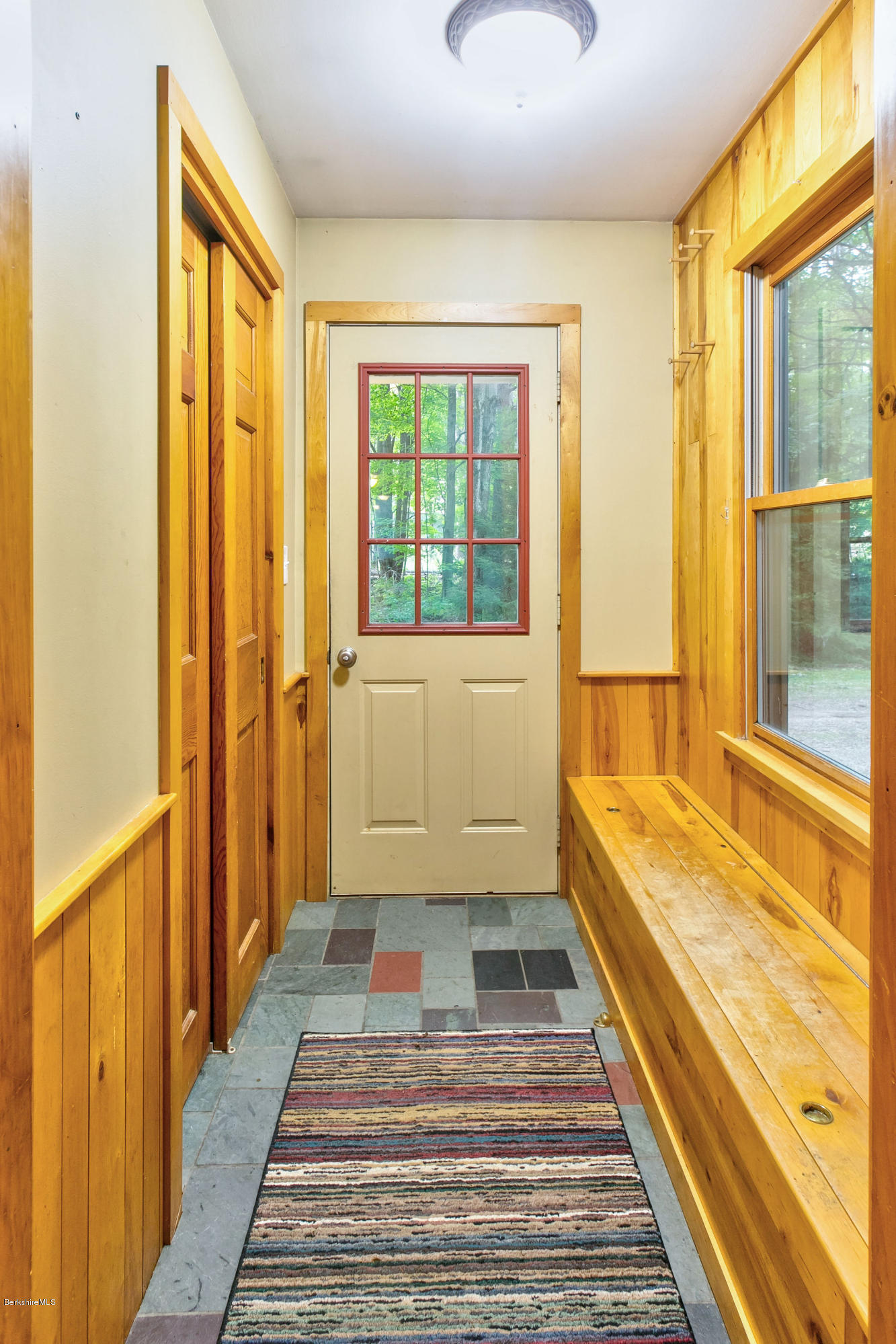 1380 County Road Sheffield, MA 01230 - Photo 7 of 22 Entryway