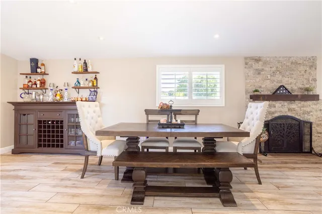 $864,900 | 27573 Santa Clarita Road, Saugus, CA 91350