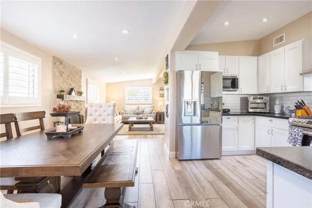 $864,900 | 27573 Santa Clarita Road, Saugus, CA 91350