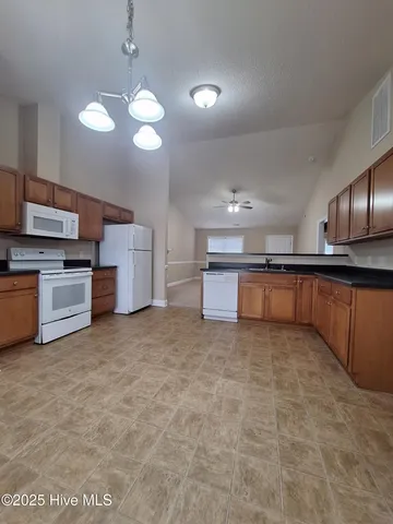 $1,450 | 2541 Saddleback Drive, Unit A, Winterville, NC 28590