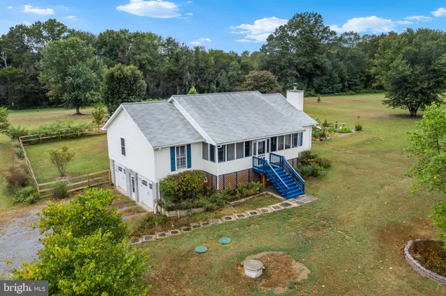 $709,900 | 9178 Hannah Dustin, Catlett, VA 20119