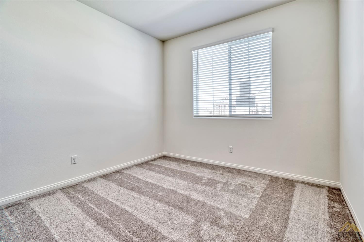 5110 Perennial Place Bakersfield, CA 93306 - Photo 17 of 20