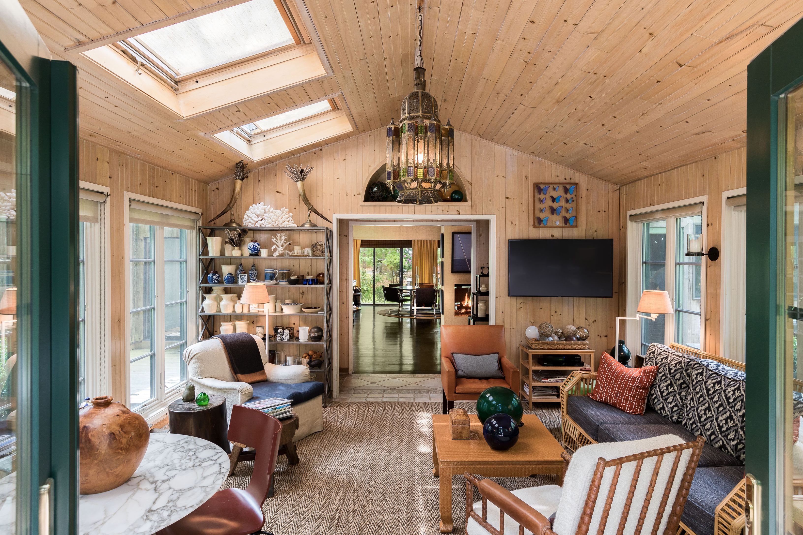 5 White Pine Road East Hampton, NY 11937 - Photo 6 of 20 Sitting room off pool and spa area