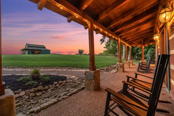 $1,030,000 | 8265 Guthrie Road, Cross Plains, TN 37049