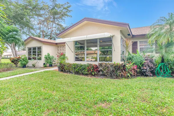 $1,900 | 14040 Nesting Way, Unit B, Delray Beach, FL 33484