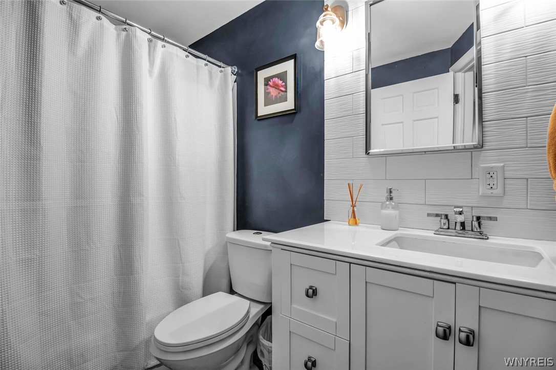 321 North Forest Road Amherst, NY 14221 - Photo 20 of 34