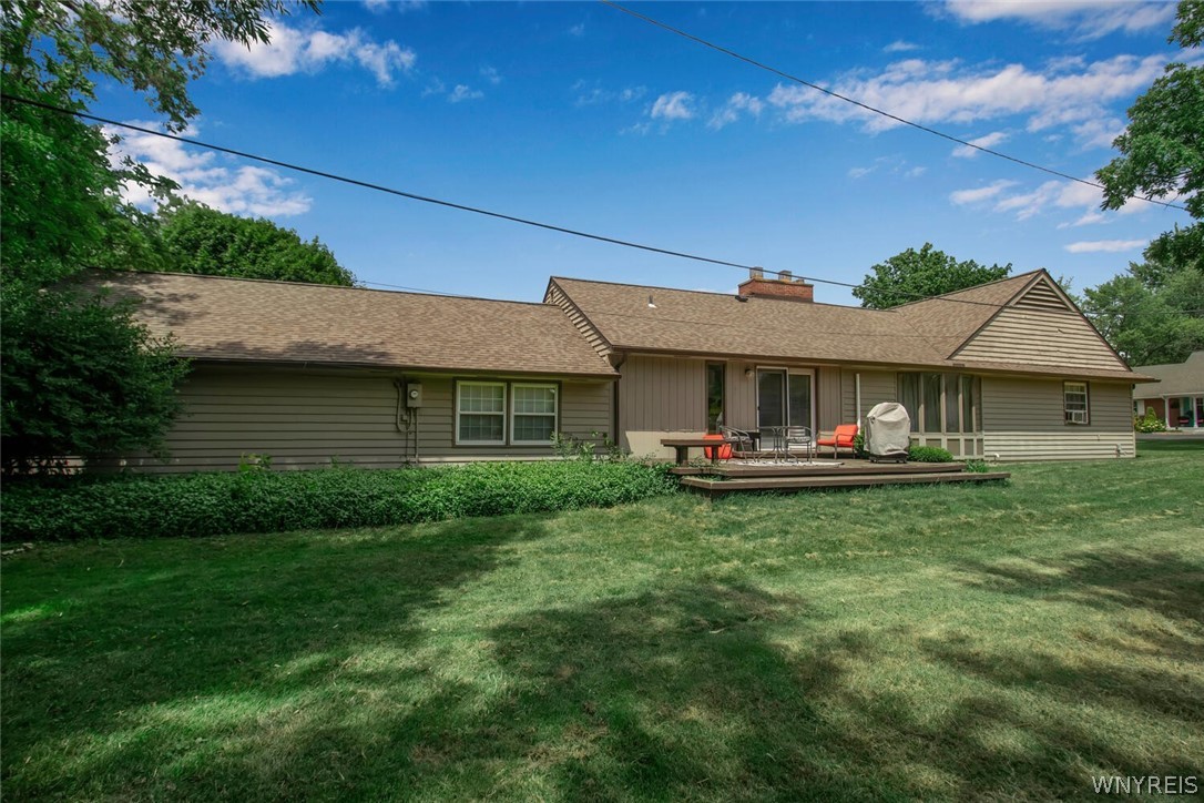 321 North Forest Road Amherst, NY 14221 - Photo 3 of 34