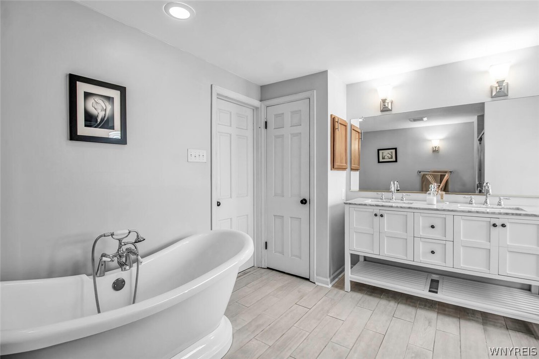 321 North Forest Road Amherst, NY 14221 - Photo 32 of 34