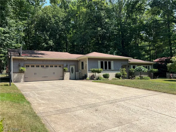 $295,000 | 7430 Whitewood Drive, Ashtabula, OH 44004