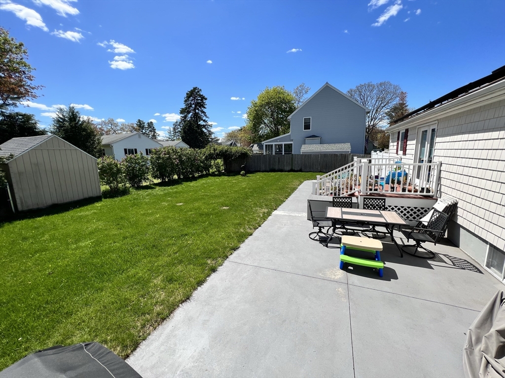 12 Gassett Road Westford, MA 01886 - Photo 15 of 38