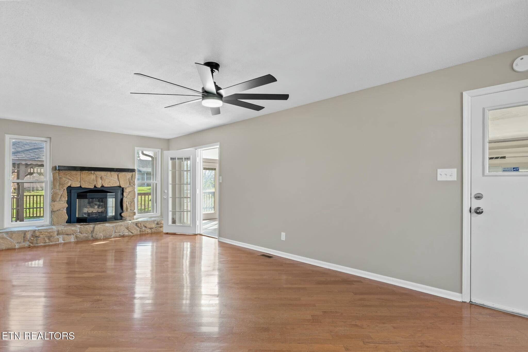 7612 Cranley Road Powell, TN 37849 - Photo 6 of 39 tempImageGB9MLc
