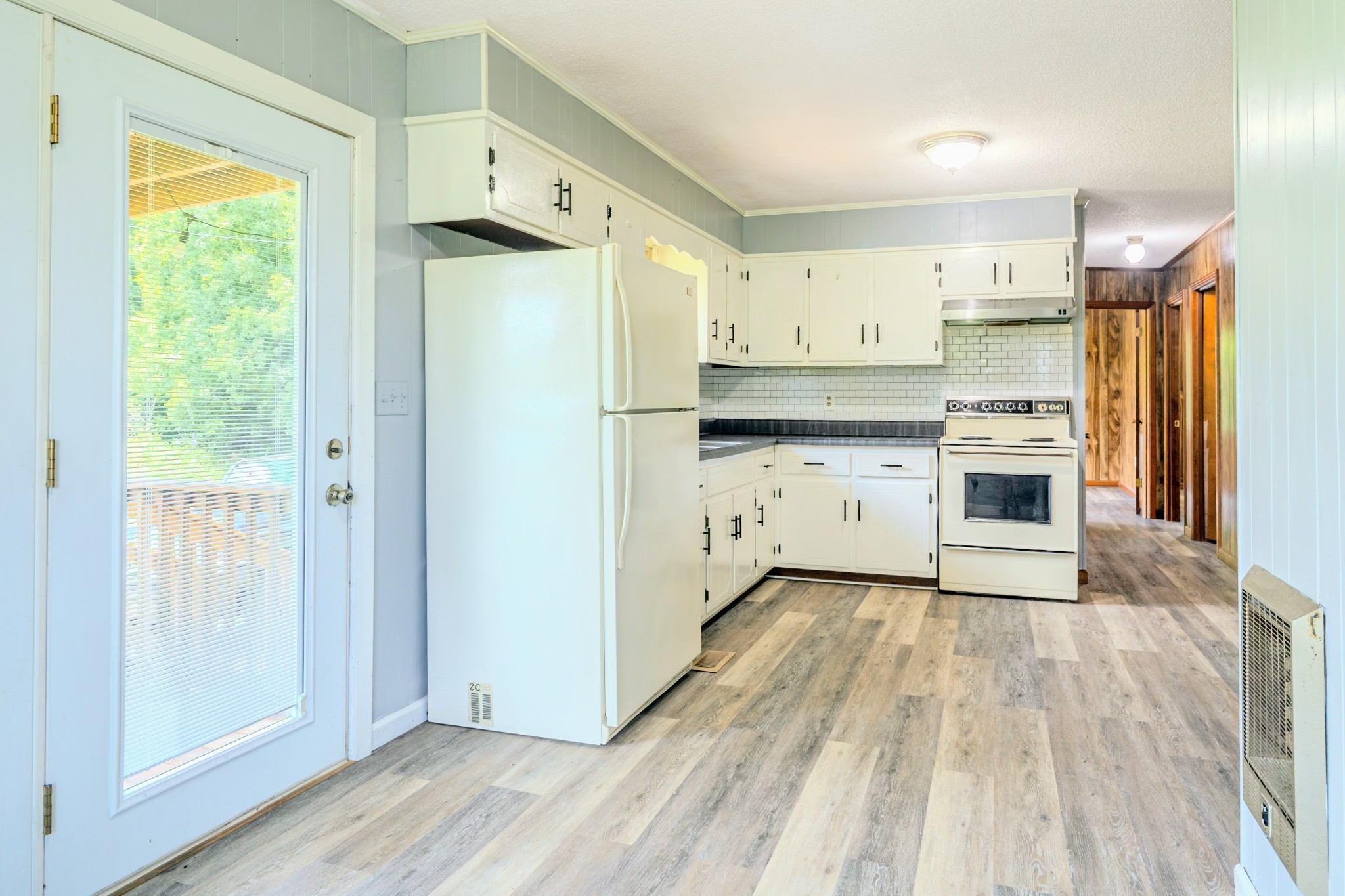 3923 Buckeye Road Erin, TN 37061 - Photo 4 of 31 Gallery Image 4