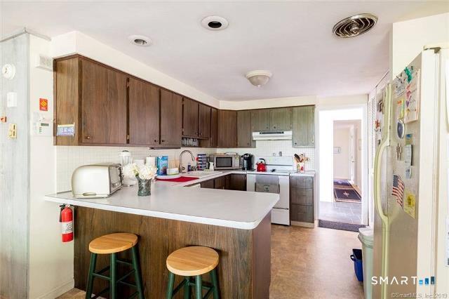 141 Flintlock Road Madison, CT 06443 - Photo 16 of 26