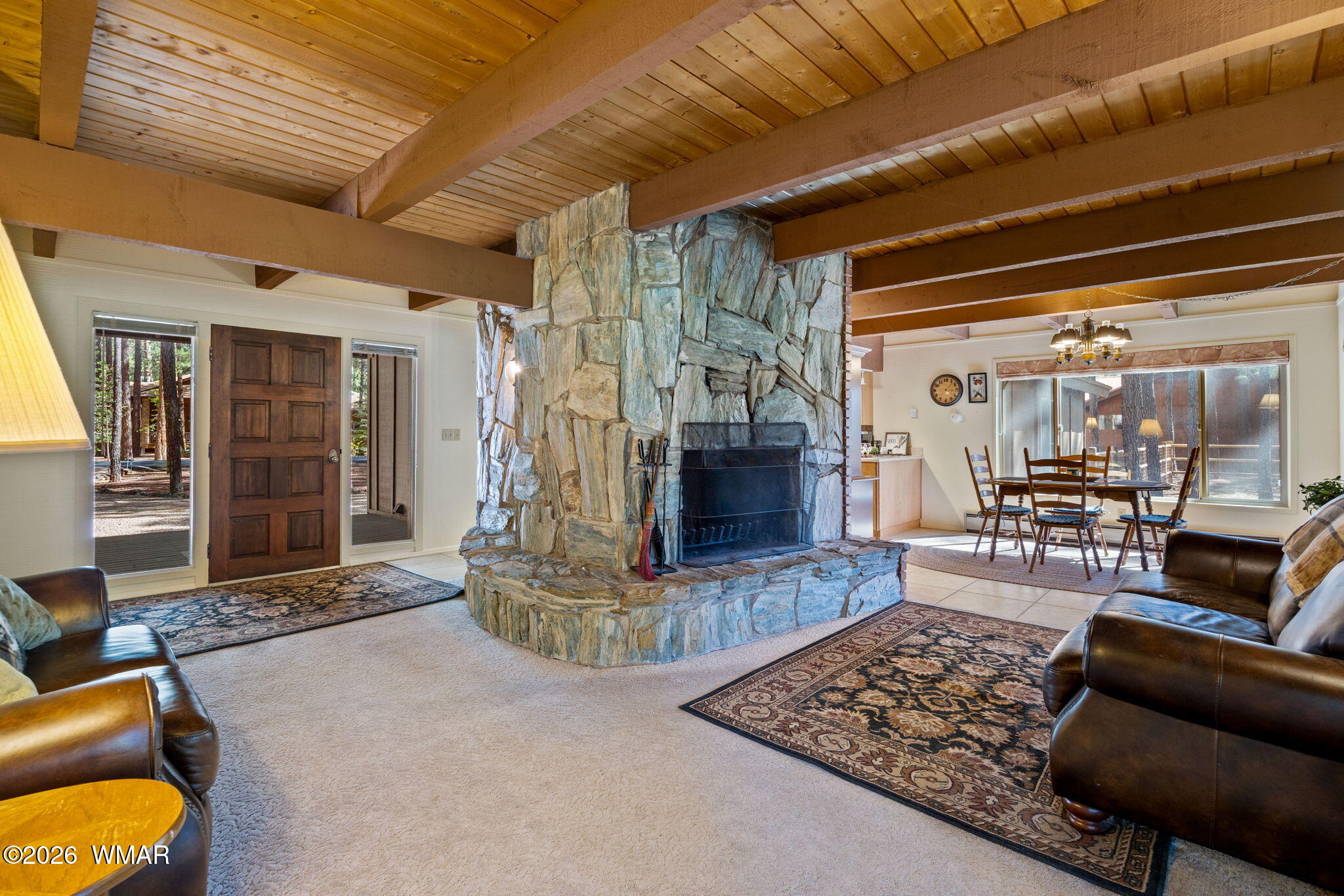 7456 Geronimo Road Pinetop, AZ 85935 - Photo 5 of 35 Living room