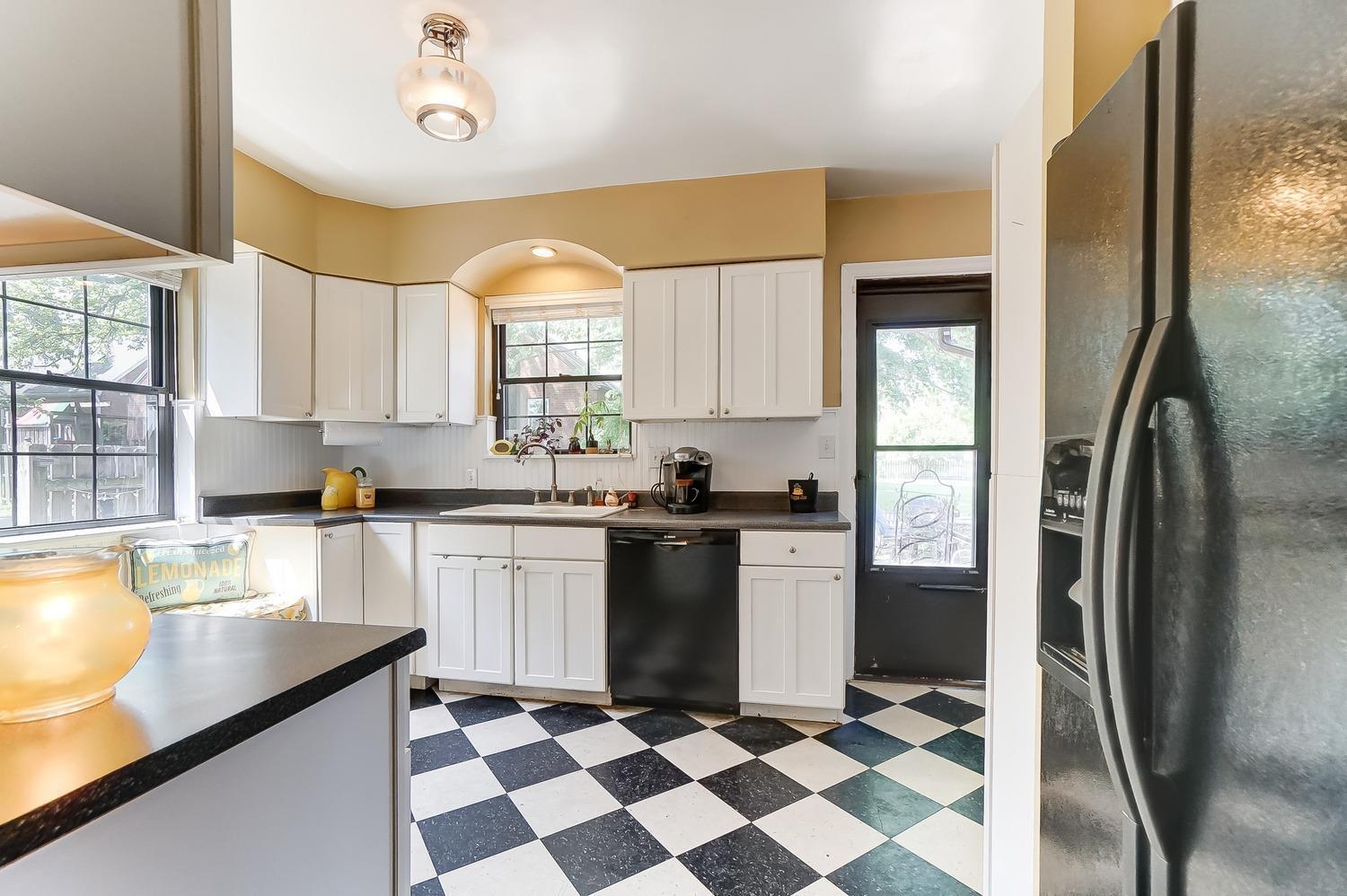 3260 Werk Road Cincinnati, OH 45211 - Photo 11 of 34 Gallery Image 11